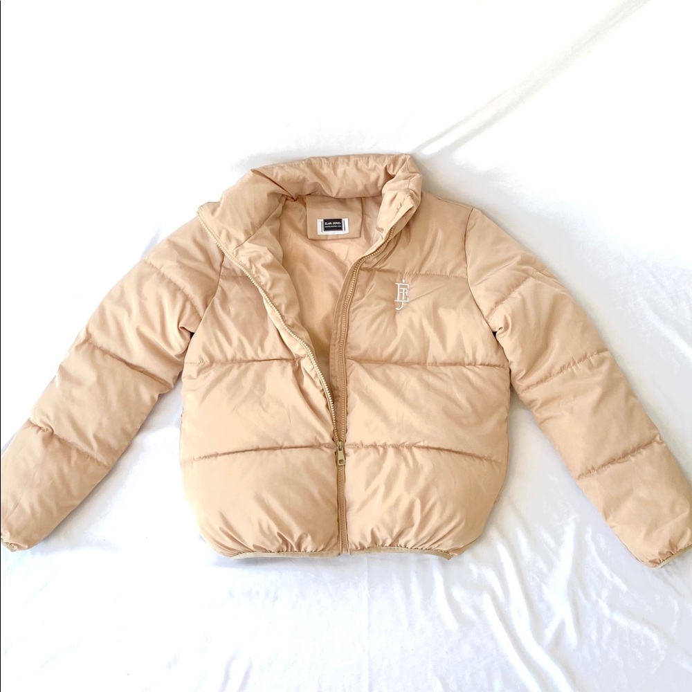 Guaranteed Warmth! Brand new Thick puffer jacket
